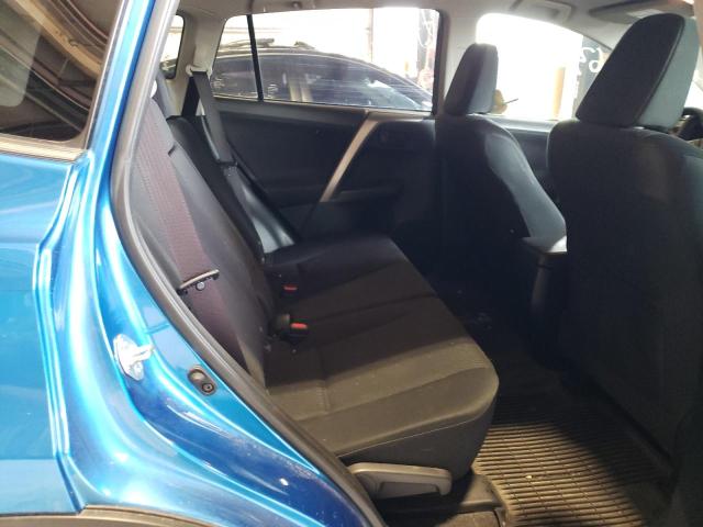 JTMBFREV6GJ074690 Toyota RAV4 LE