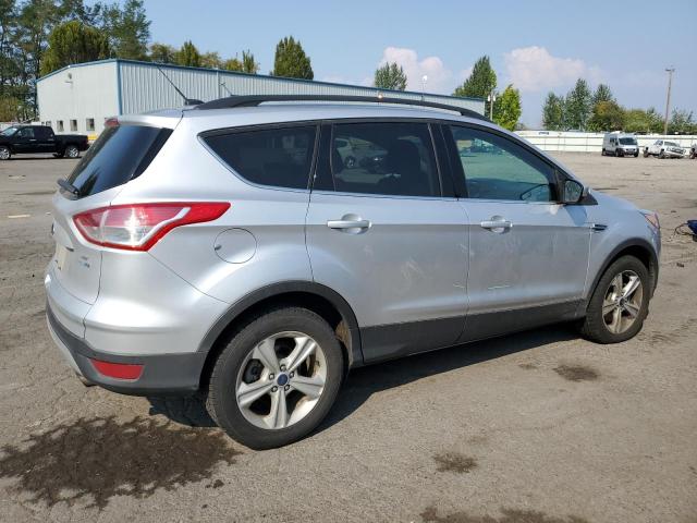 1FMCU9GX8GUC28738 Ford ESCAPE SE