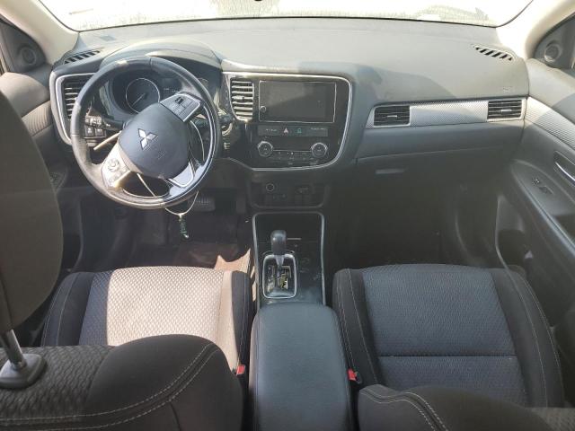 JA4AZ3A38JZ040452 Mitsubishi Outlander Se