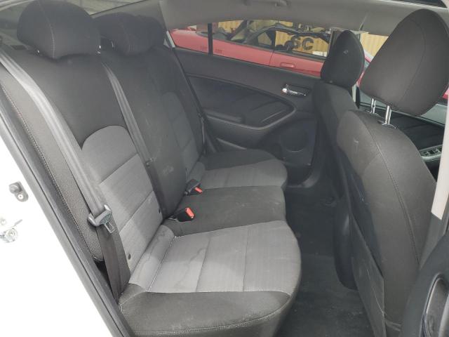 3KPFL4A79JE213204 KIA FORTE LX