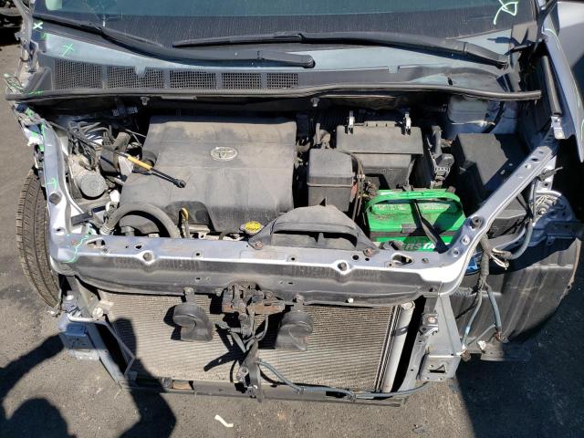 5TDYK3DC8ES474012 Toyota SIENNA XLE