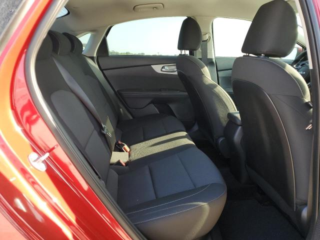 3KPF24AD7PE625347 KIA FORTE LX