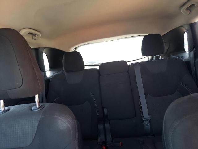 1C4PJLCB2GW159927 Jeep Cherokee Latitude