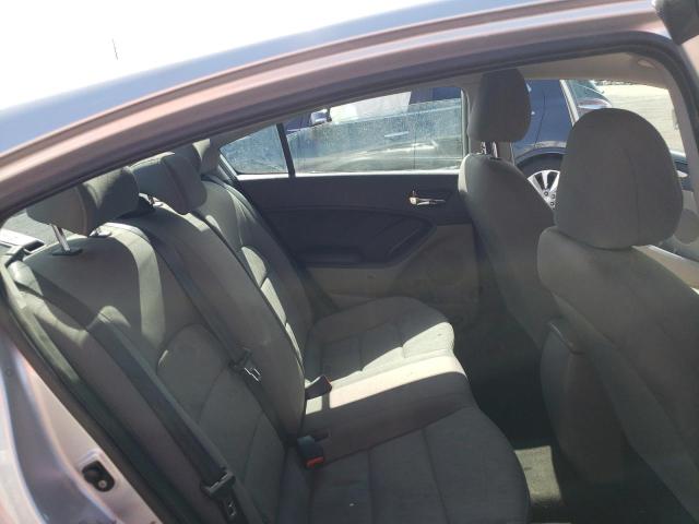 KNAFK4A66F5290641 KIA FORTE LX