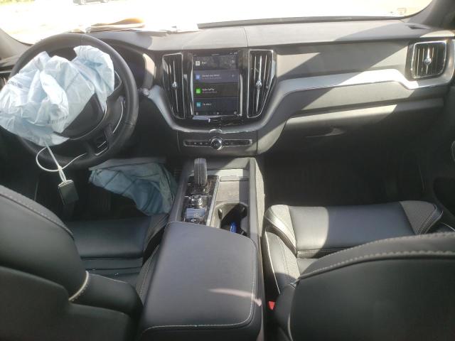 2022 VOLVO XC60 B6 R- LYV062RM1NB934808