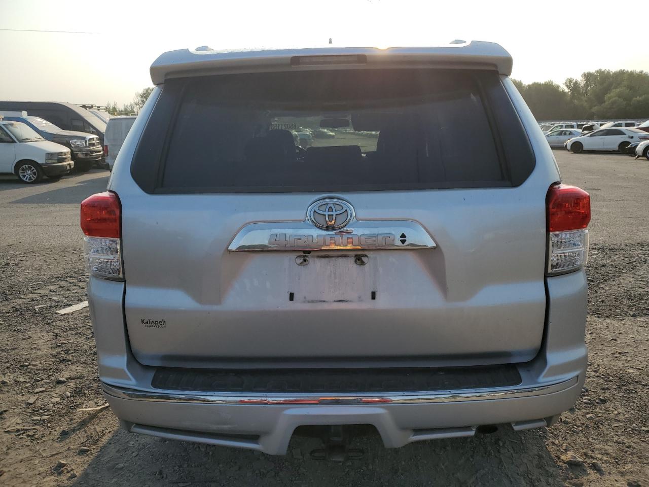 JTEBU5JR5B5072689 2011 Toyota 4Runner Sr5