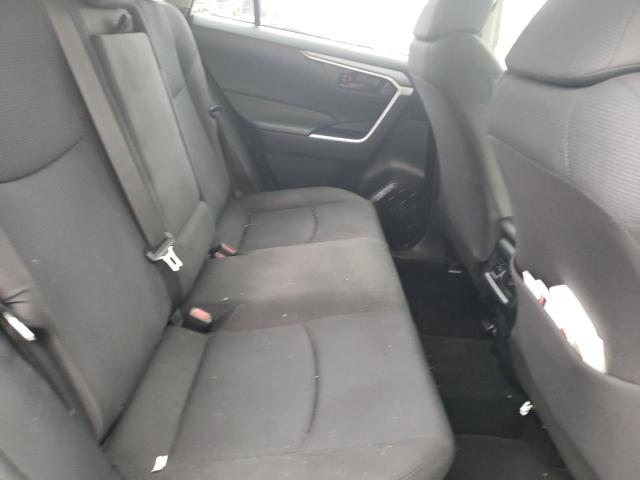 JTMLWRFV7MD120668 Toyota RAV4 LE