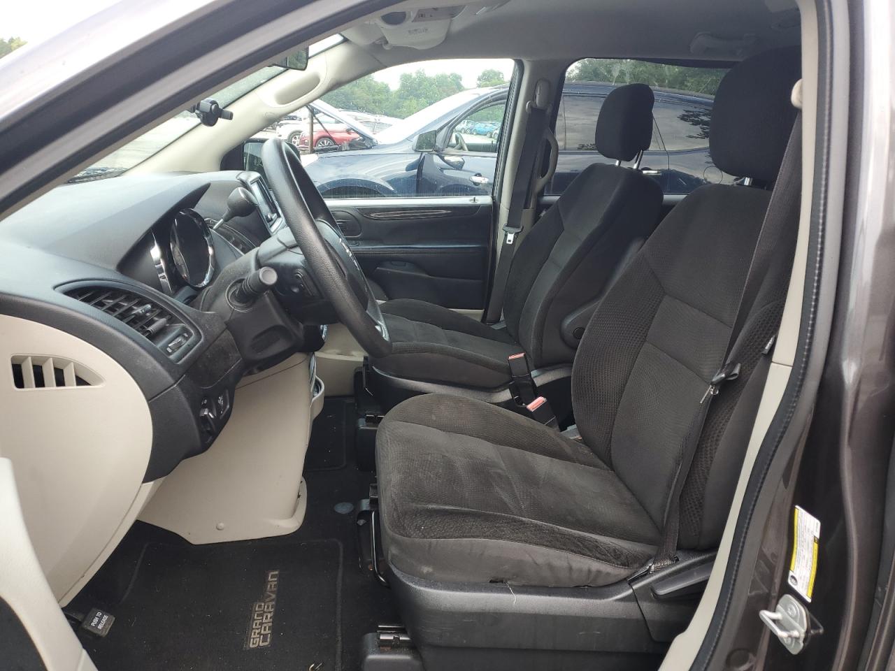 DODGE GRAND CARAVAN SE