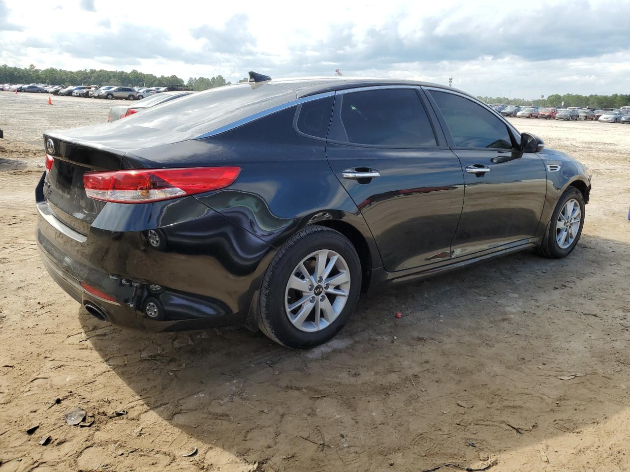 5XXGT4L34JG219157 2018 Kia Optima Lx