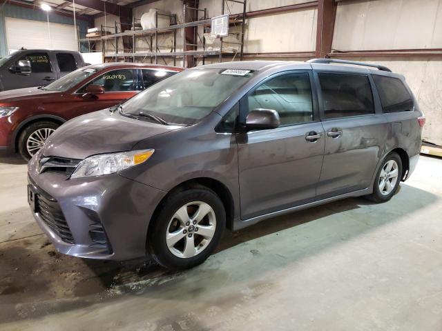 2018 Toyota Sienna LE