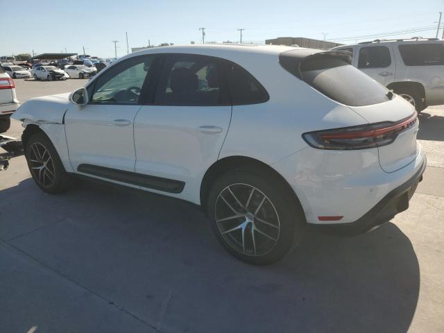 VIN WP1AA2A54NLB11792 2022 Porsche Macan no.2