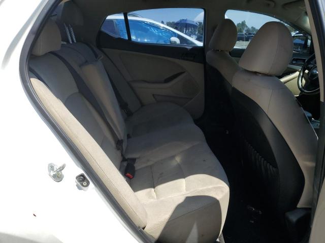 KNAGM4A79F5612440 KIA Optima Lx