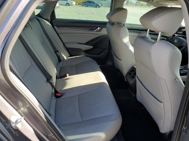 1HGCV1F99JA011943 Honda Accord Touring