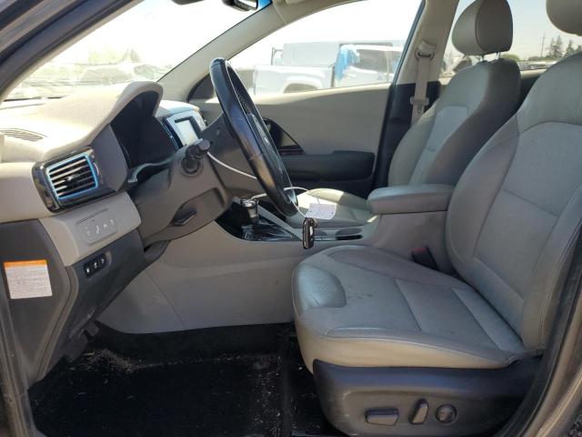 KNDCD3LD2J5144686 KIA NIRO EX