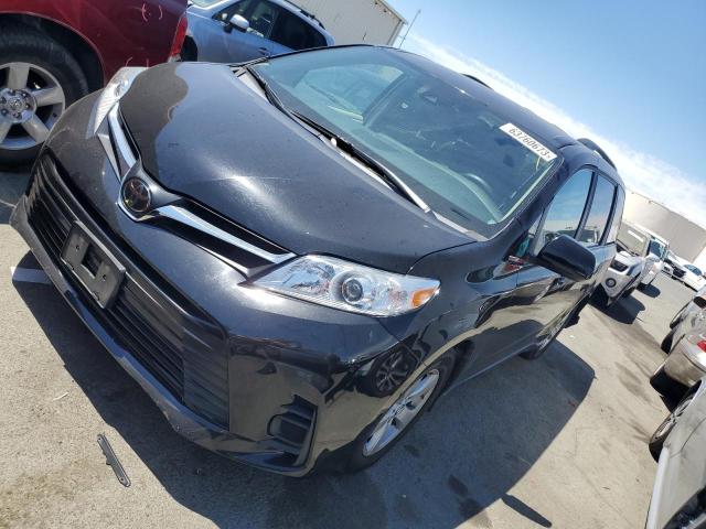 2018 Toyota Sienna LE