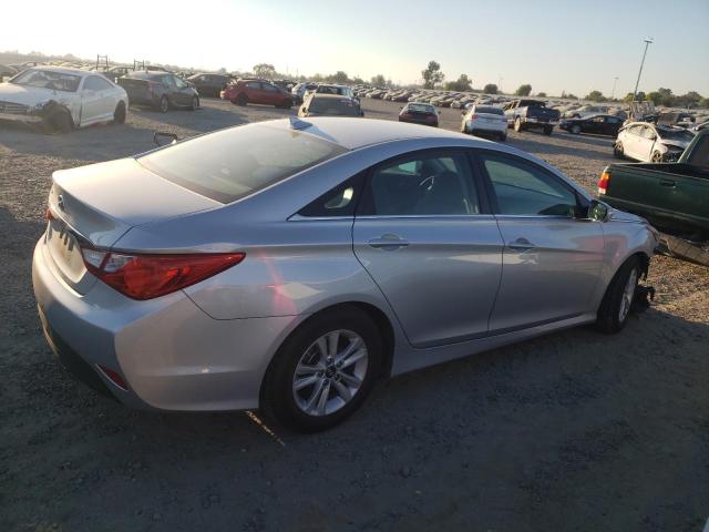 2014 Hyundai Sonata - Image 3