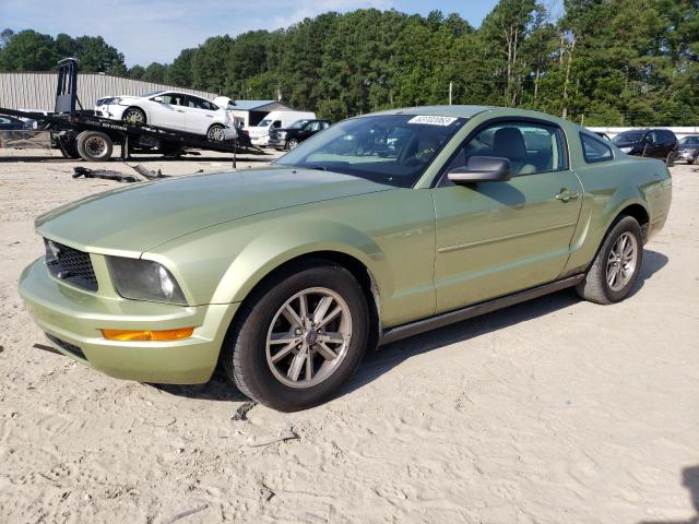 2005 Ford Mustang 