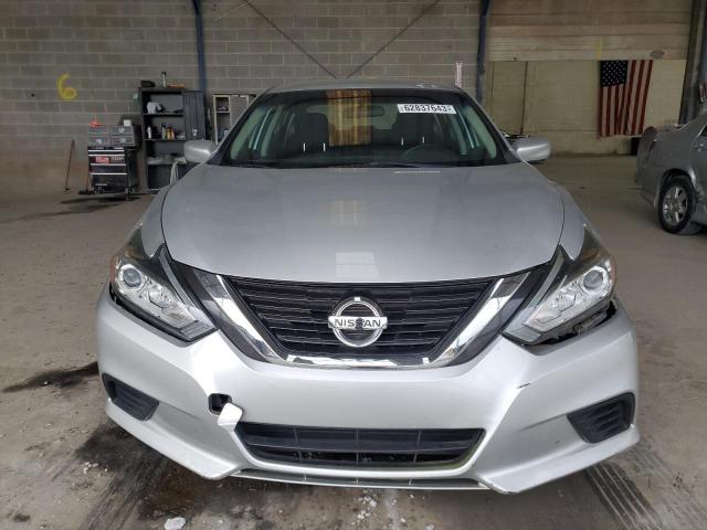 2016 Nissan Altima - Image 5
