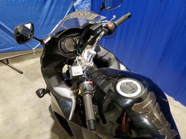 2011 SUZUKI GSX1250 F - JS1GW72B4B2100205
