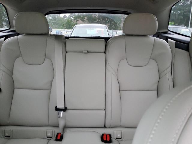 2022 VOLVO XC60 B5 IN - YV4L12RL6N1063704