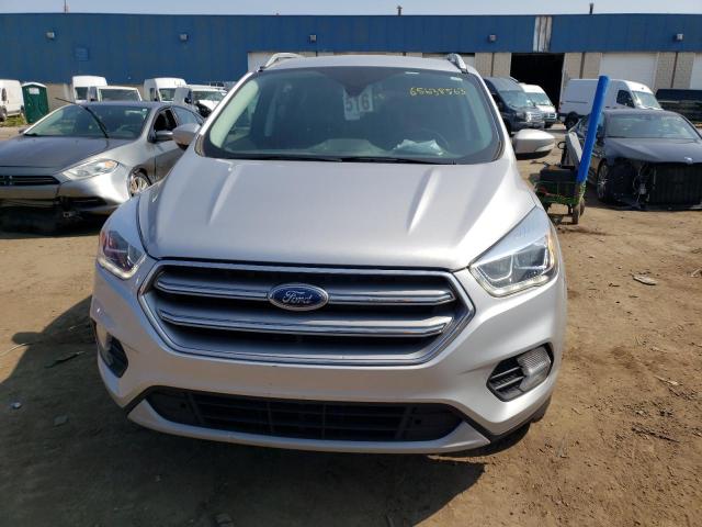 1FMCU0JD4HUE91384 Ford Escape Titanium