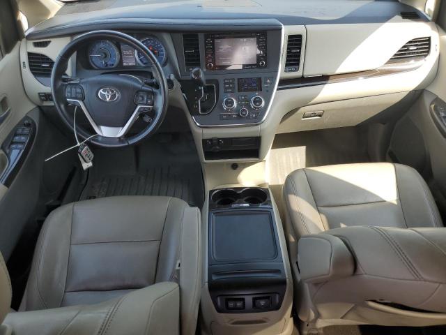 5TDDZ3DC8KS224260 Toyota SIENNA XLE