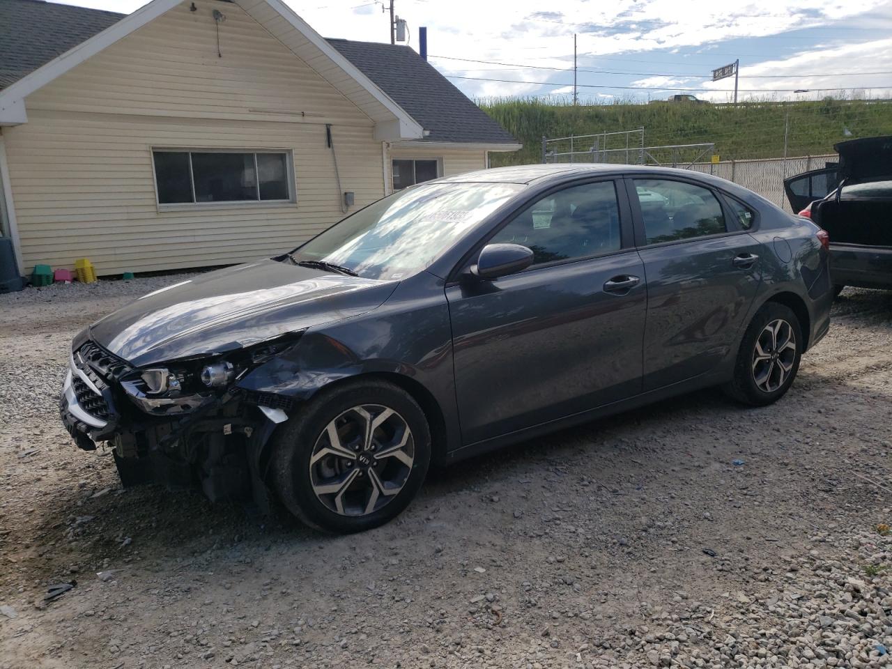 2019 Kia Forte Fe vin: 3KPF24AD8KE116330