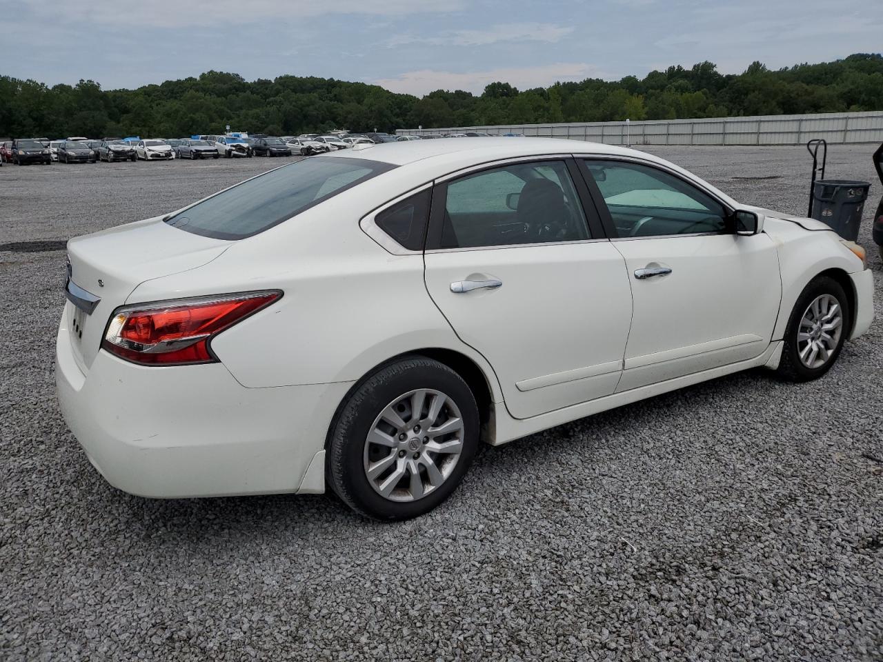 1N4AL3AP7FN880432 2015 Nissan Altima 2.5