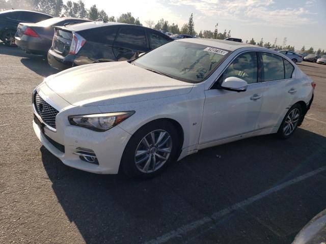 2015 INFINITI Q50 Base