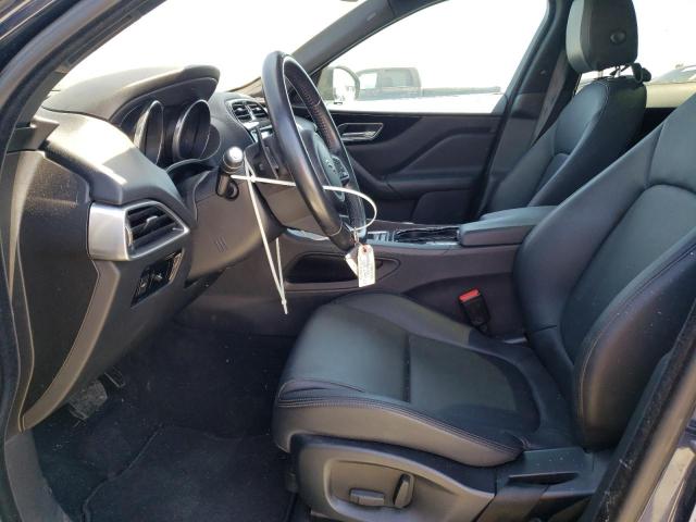 SADCJ2BV6HA086262 Jaguar F-pace Premium