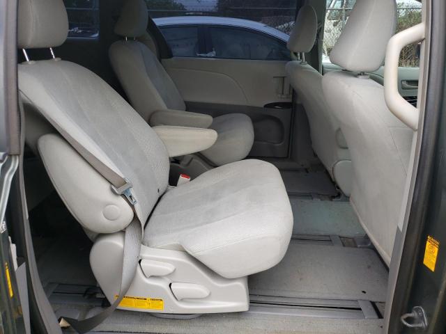 5TDZK3DC8ES424926 Toyota SIENNA