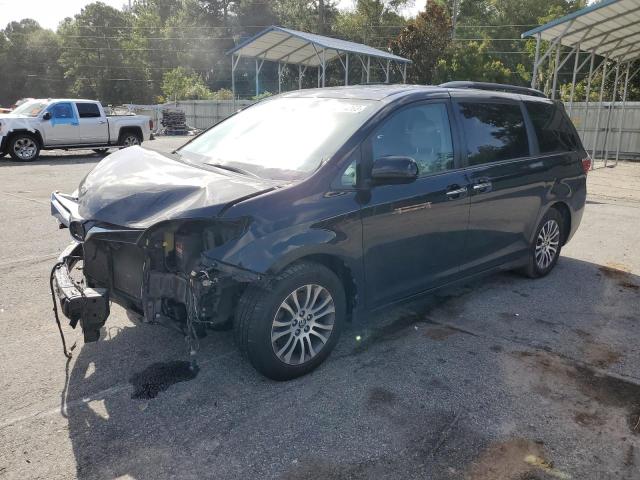 2020 Toyota Sienna XLE