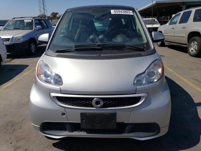 VIN WMEEJ9AA9DK723937 2013 Smart Fortwo no.5