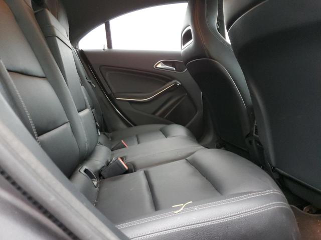 WDDSJ4GB2HN493866 Mercedes-Benz CLA 250 4MATIC