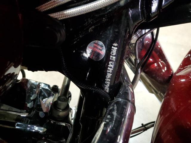 2010 HARLEY-DAVIDSON FLHTCU 1HD1FC418AB669676