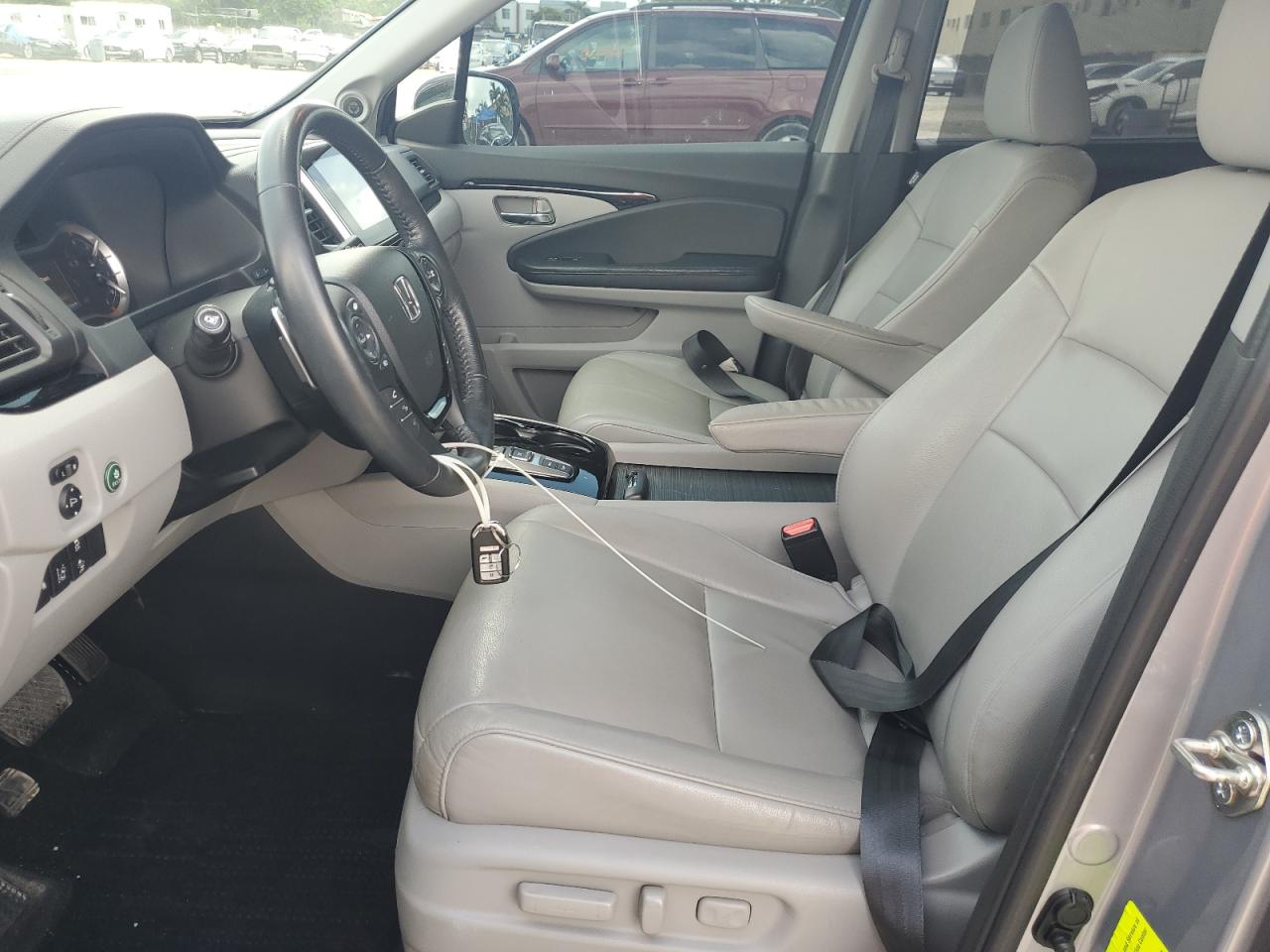 5FNYF5H90GB056114 HONDA PILOT 2016