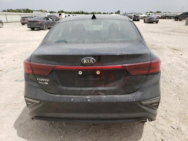 3KPF24AD2ME345833 KIA FORTE FE