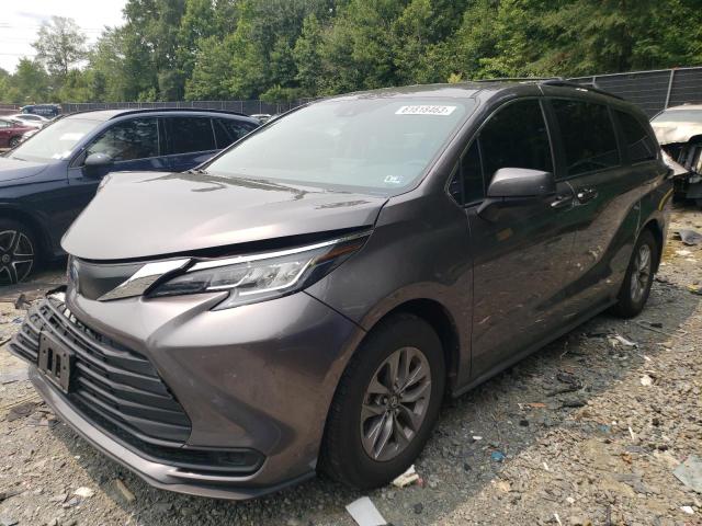 2022 Toyota Sienna LE