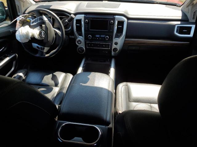  NISSAN TITAN 2019 Червоний