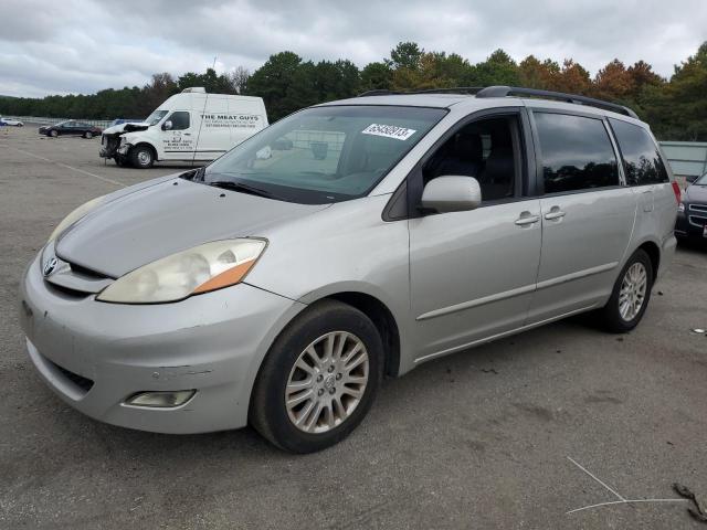 2010 Toyota Sienna XLE