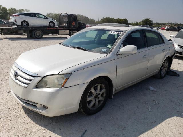 2005 Toyota Avalon XL