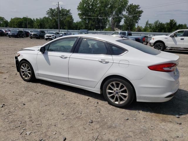 3FA6P0H71HR200104 2017 FORD FUSION - Image 2