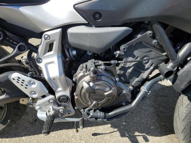 2017 YAMAHA FZ07 C JYARM06Y3HA003582