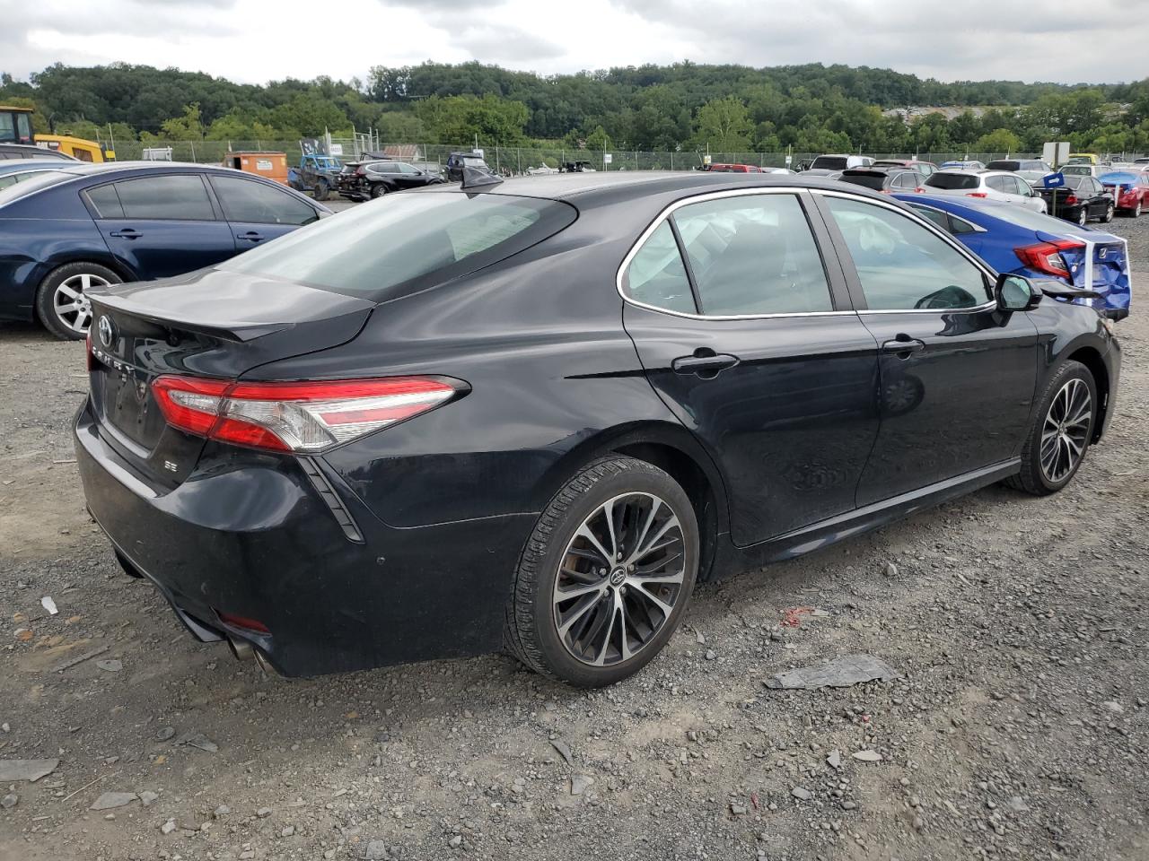 4T1B11HK3KU195861 TOYOTA CAMRY 2019
