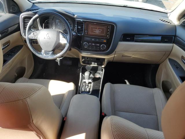 JA4AZ3A38JZ016443 Mitsubishi Outlander Se