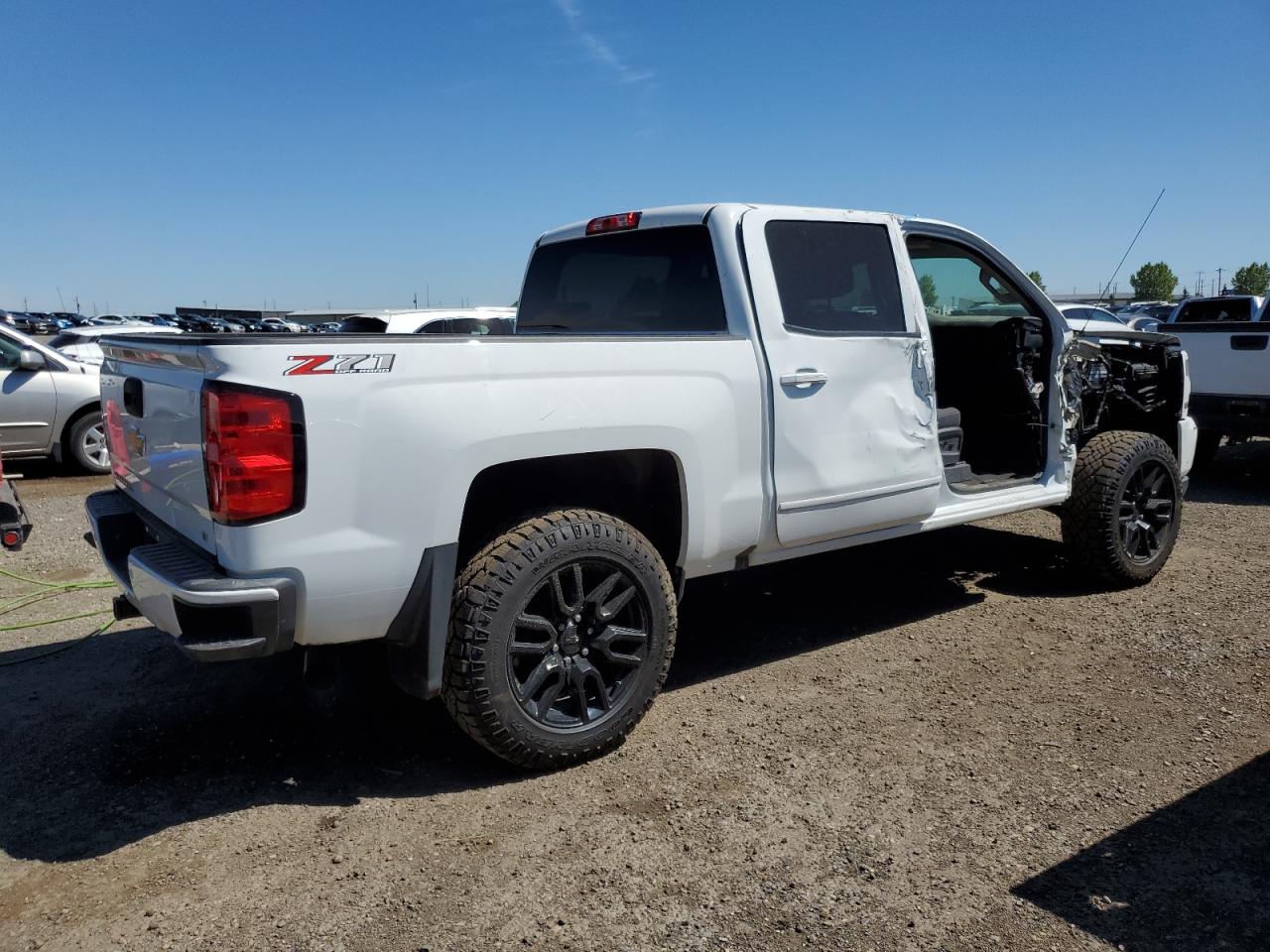 VIN: 3GCUKREC7JG583117 2018 CHEVROLET ALL Models