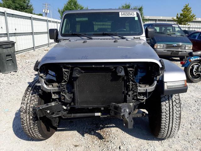 1C4HJXEG2JW113087 Jeep Wrangler Unlimited Sahara