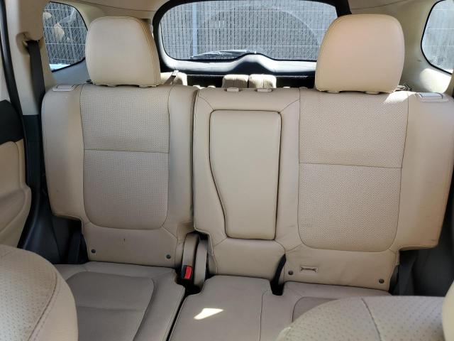 JA4AZ3A38JZ016443 Mitsubishi Outlander Se