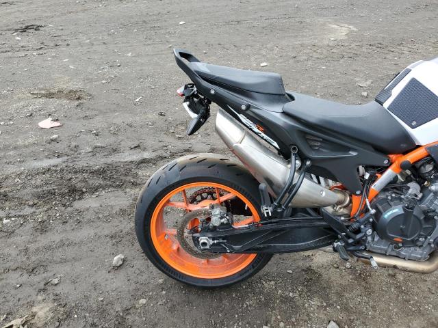 2021 KTM 890 DUKE R VBKTU9401MM806457