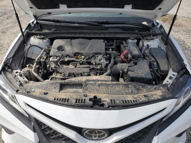 2018 TOYOTA CAMRY L - JTNB11HK1J3031030